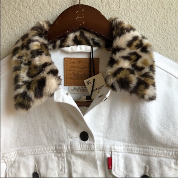Levi’s white denim cropped jacket leopard - Picture 3 of 7